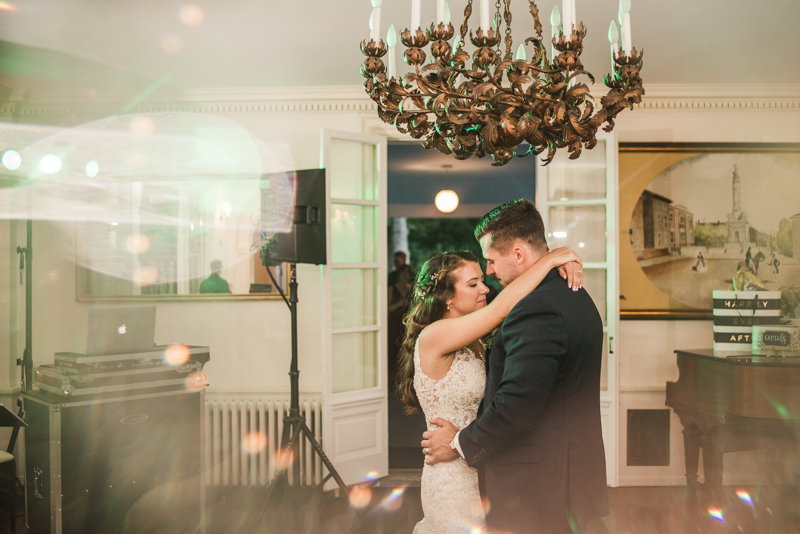 A gorgeous August wedding reception at Liriodendron Mansion in Bel Air, Maryland by Britney Clause Photography