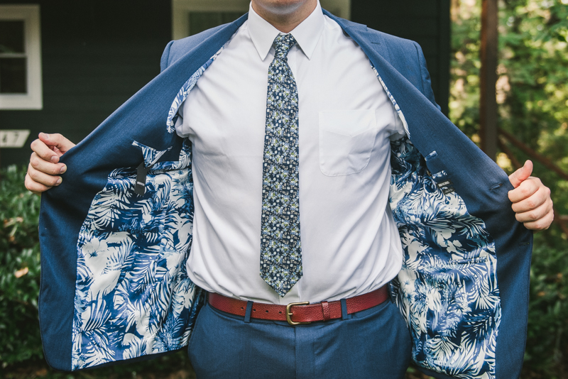 A beautiful September wedding at the Sherwood Forest Clubhouse in Annapolis, Maryland by Britney Clause Photography