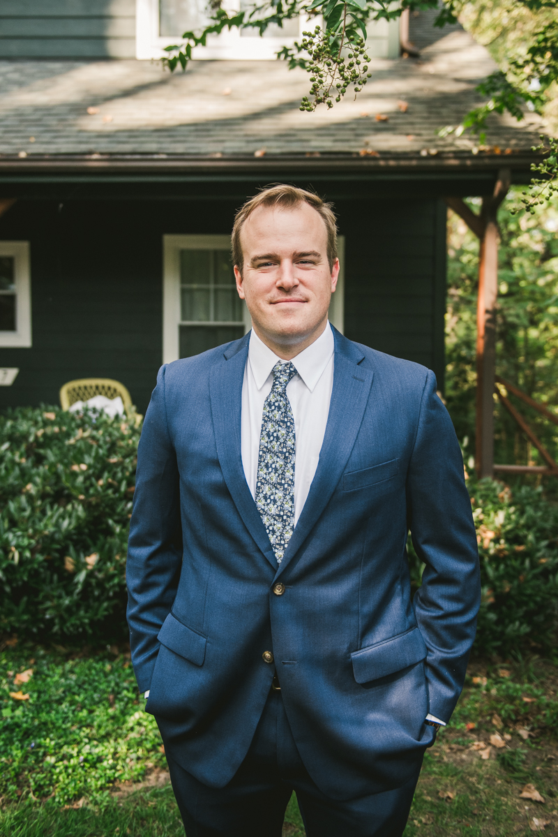 A beautiful September wedding at the Sherwood Forest Clubhouse in Annapolis, Maryland by Britney Clause Photography