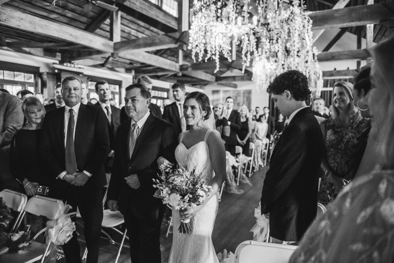 A beautiful September wedding ceremony at the Sherwood Forest Clubhouse in Annapolis, Maryland by Britney Clause Photography