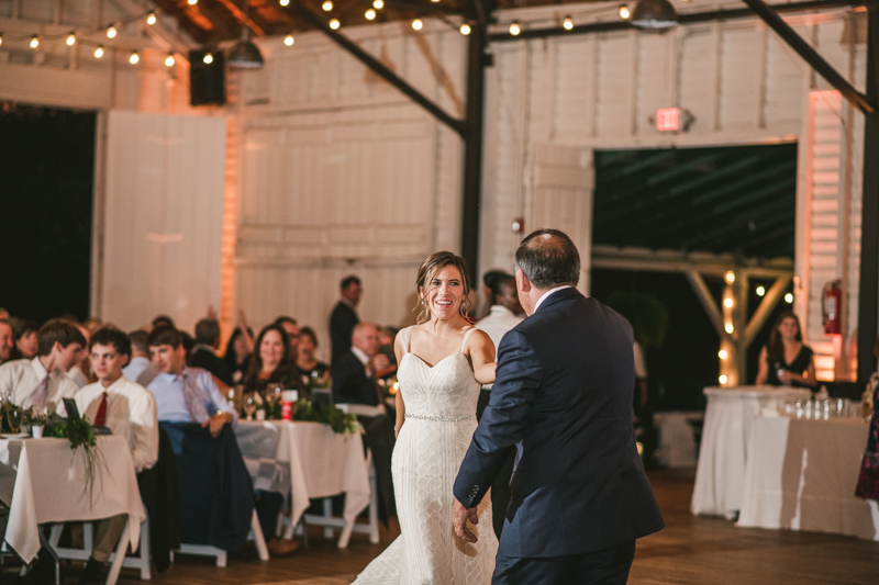 A beautiful September wedding reception at the Sherwood Forest Clubhouse in Annapolis, Maryland by Britney Clause Photography