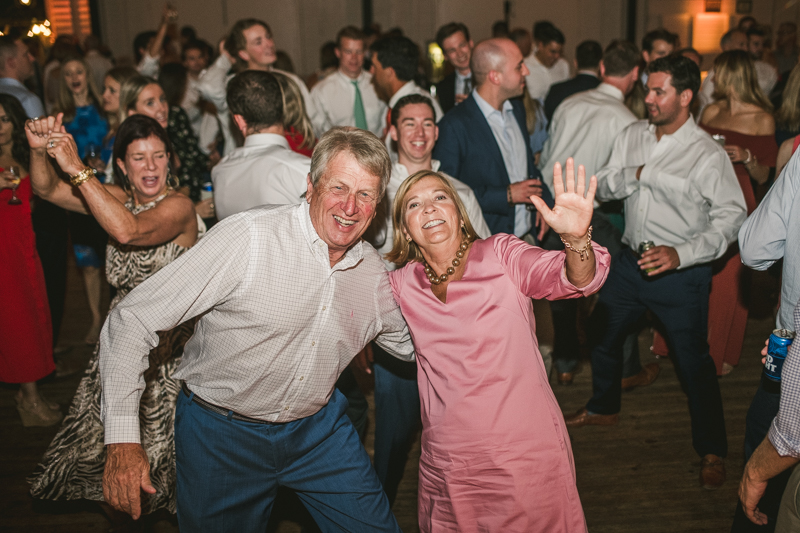 A beautiful September wedding reception at the Sherwood Forest Clubhouse in Annapolis, Maryland by Britney Clause Photography