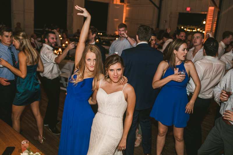 A beautiful September wedding reception at the Sherwood Forest Clubhouse in Annapolis, Maryland by Britney Clause Photography