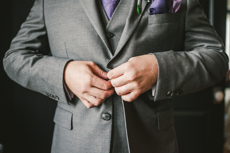 Getting ready for a Mount Vernon wedding at Hotel Revival in Baltimore, Maryland by Britney Clause Photography