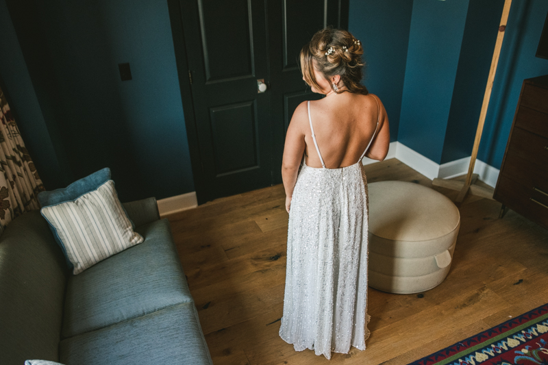 Getting ready for a Mount Vernon wedding at Hotel Revival in Baltimore, Maryland by Britney Clause Photography