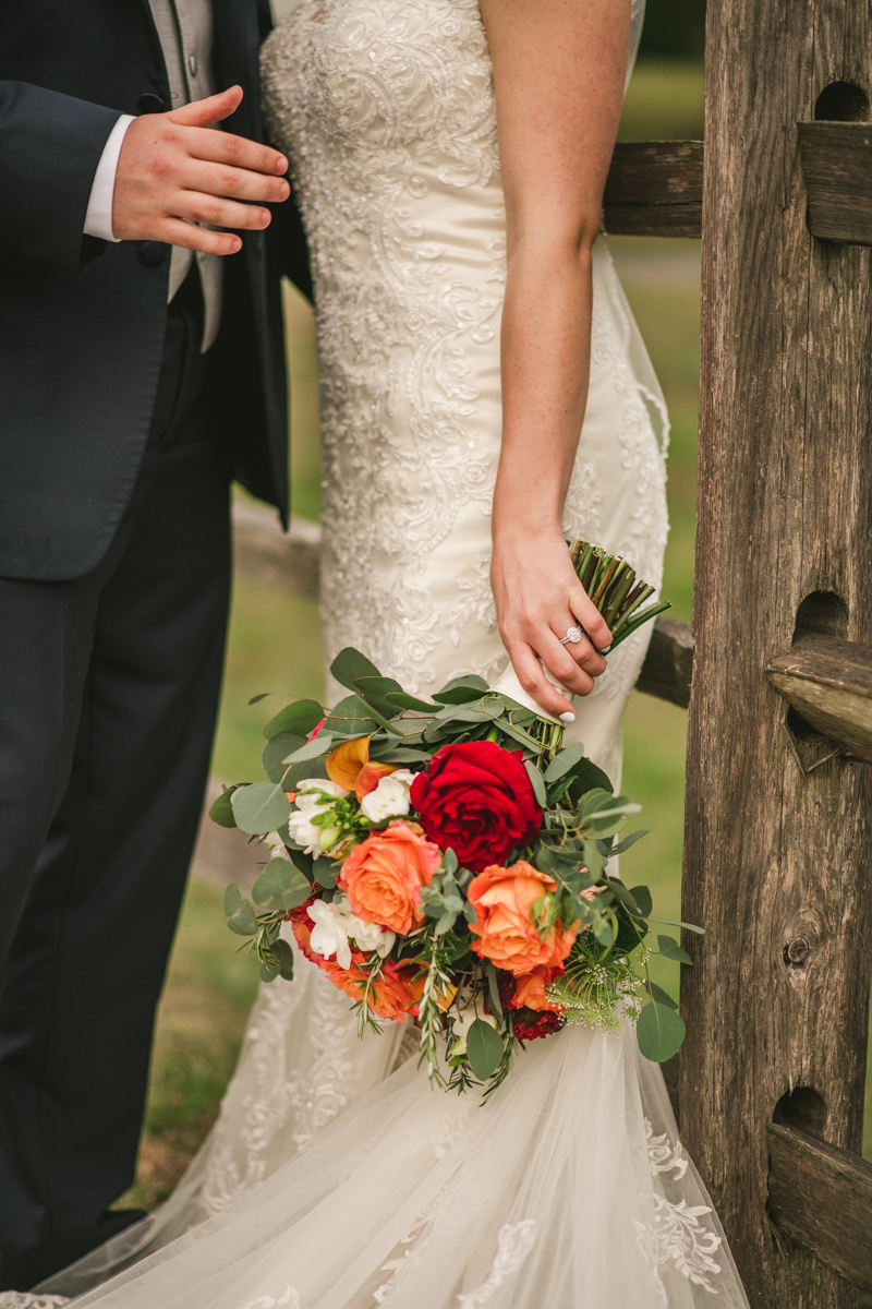  Beautiful fall wedding bouquet by Cache Fleur in Maryland . Photo by Britney Clause Photography