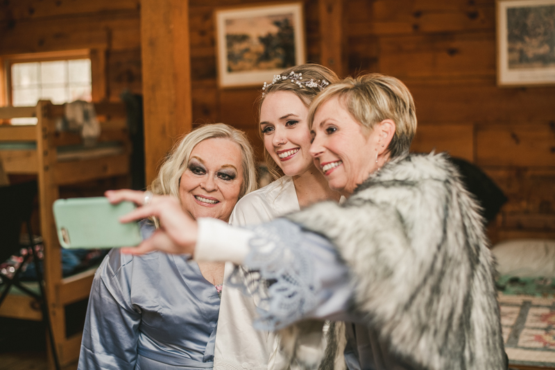 A cozy wedding under the stars at Camp Puh'Tuk in the Pines in Monkton Marlaynd by Britney Clause Photography