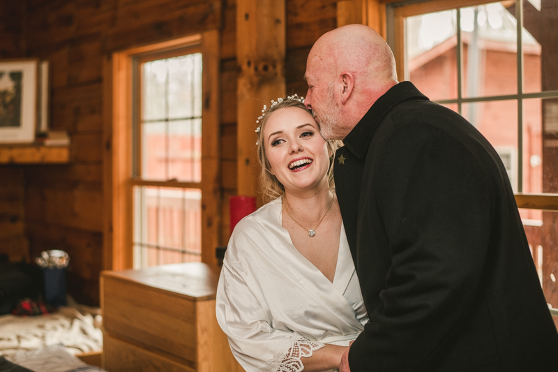 A cozy wedding under the stars at Camp Puh'Tuk in the Pines in Monkton Marlaynd by Britney Clause Photography