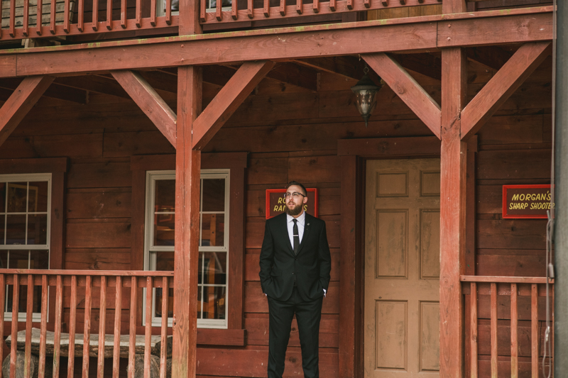 A cozy wedding ceremony under the stars at Camp Puh'Tuk in the Pines in Monkton Marlaynd by Britney Clause Photography