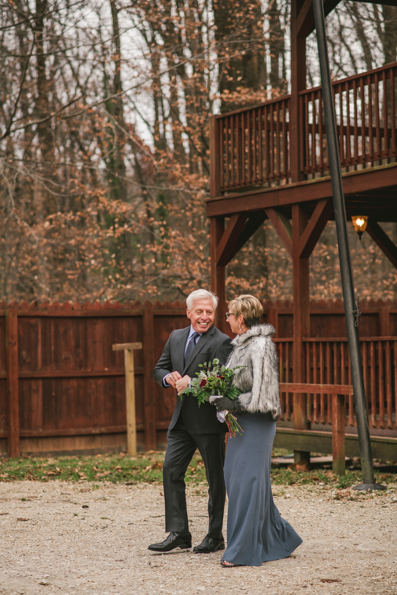 A cozy wedding ceremony under the stars at Camp Puh'Tuk in the Pines in Monkton Marlaynd by Britney Clause Photography