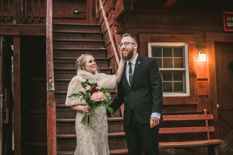 A cozy wedding under the stars at Camp Puh'Tuk in the Pines in Monkton Marlaynd by Britney Clause Photography