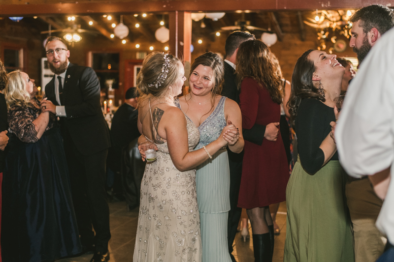 A cozy wedding under the stars at Camp Puh'Tuk in the Pines in Monkton Marlaynd by Britney Clause Photography