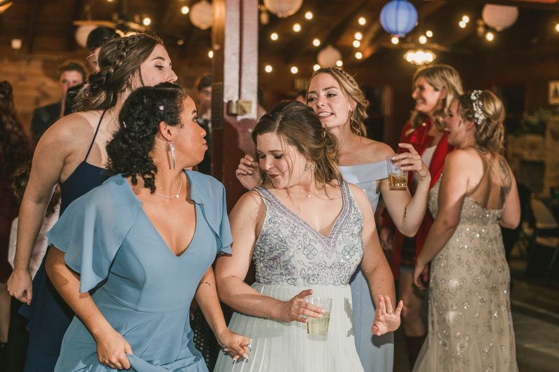 A cozy wedding under the stars at Camp Puh'Tuk in the Pines in Monkton Marlaynd by Britney Clause Photography