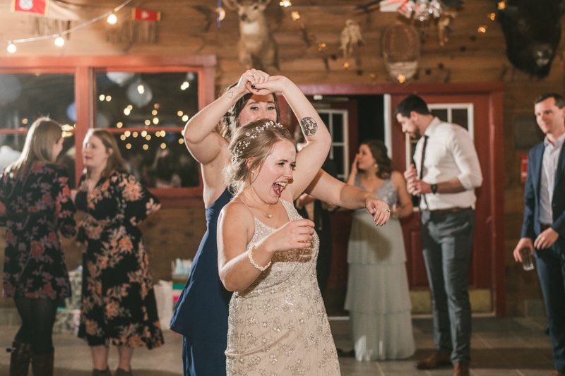 A cozy wedding under the stars at Camp Puh'Tuk in the Pines in Monkton Marlaynd by Britney Clause Photography