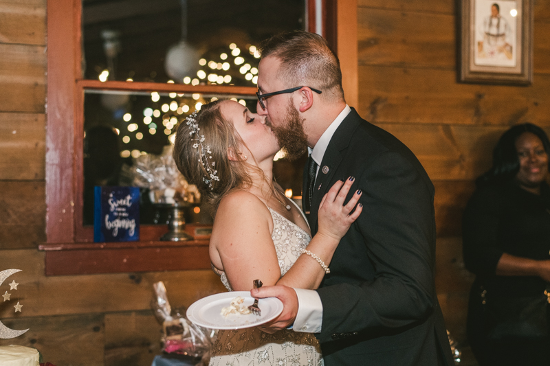 A cozy wedding under the stars at Camp Puh'Tuk in the Pines in Monkton Marlaynd by Britney Clause Photography