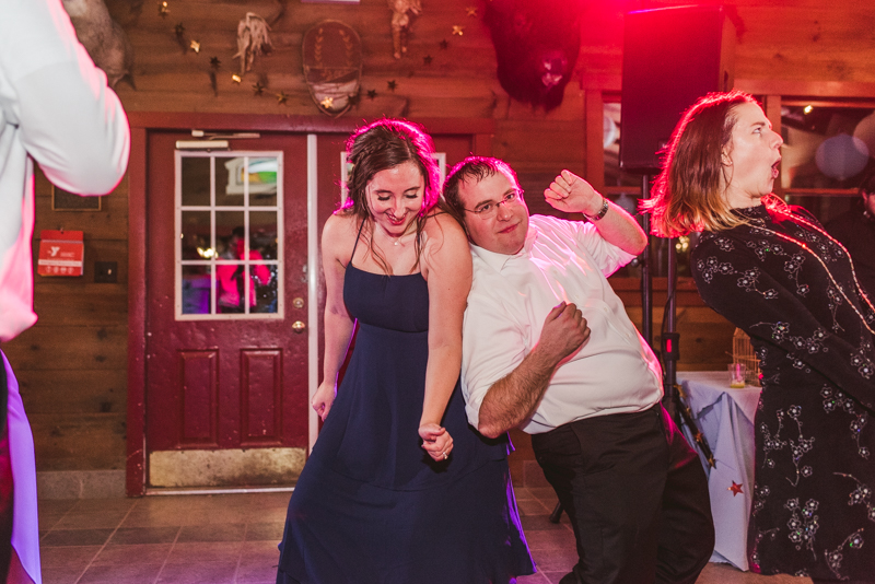 A cozy wedding under the stars at Camp Puh'Tuk in the Pines in Monkton Marlaynd by Britney Clause Photography