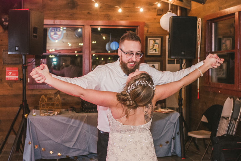 A cozy wedding under the stars at Camp Puh'Tuk in the Pines in Monkton Marlaynd by Britney Clause Photography