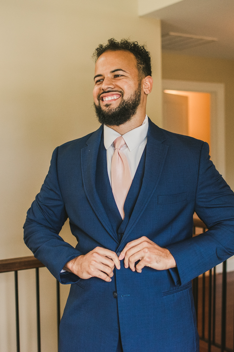 A gorgeous June wedding at the Historic Hebron House in Ellicott City by Britney Clause Photography