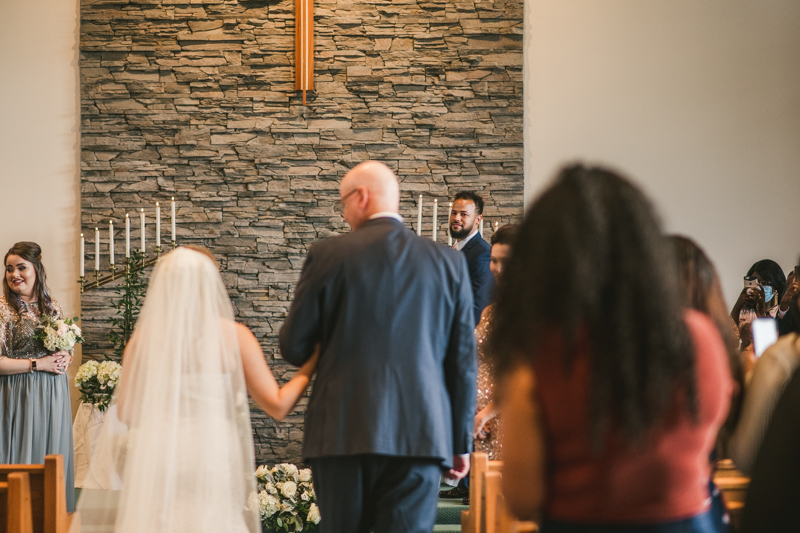 A gorgeous June wedding at the Historic Hebron House in Ellicott City by Britney Clause Photography