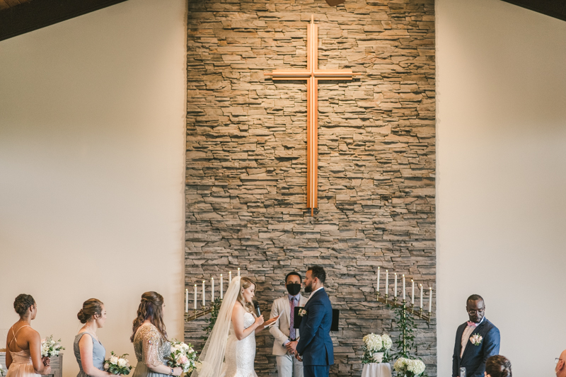 A gorgeous June wedding at the Historic Hebron House in Ellicott City by Britney Clause Photography