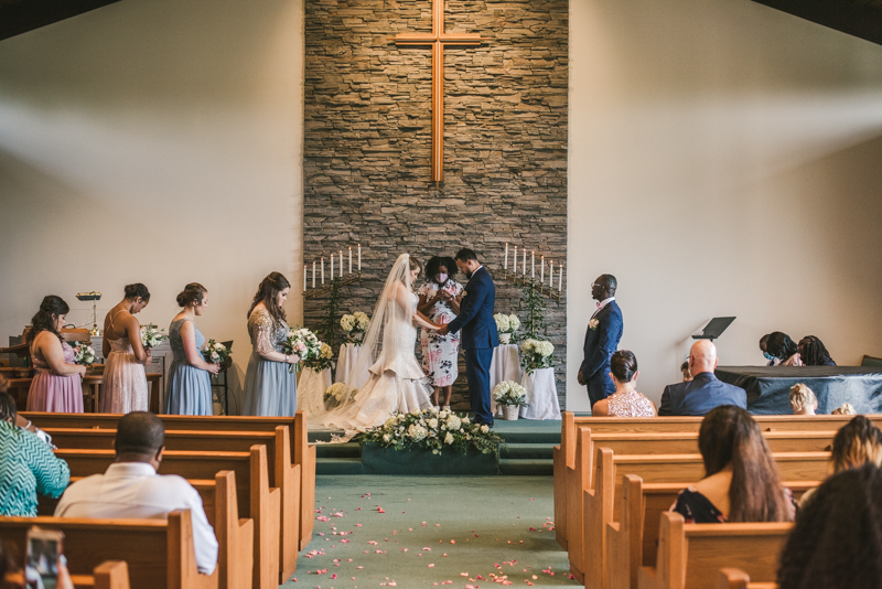 A gorgeous June wedding at the Historic Hebron House in Ellicott City by Britney Clause Photography