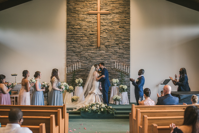 A gorgeous June wedding at the Historic Hebron House in Ellicott City by Britney Clause Photography