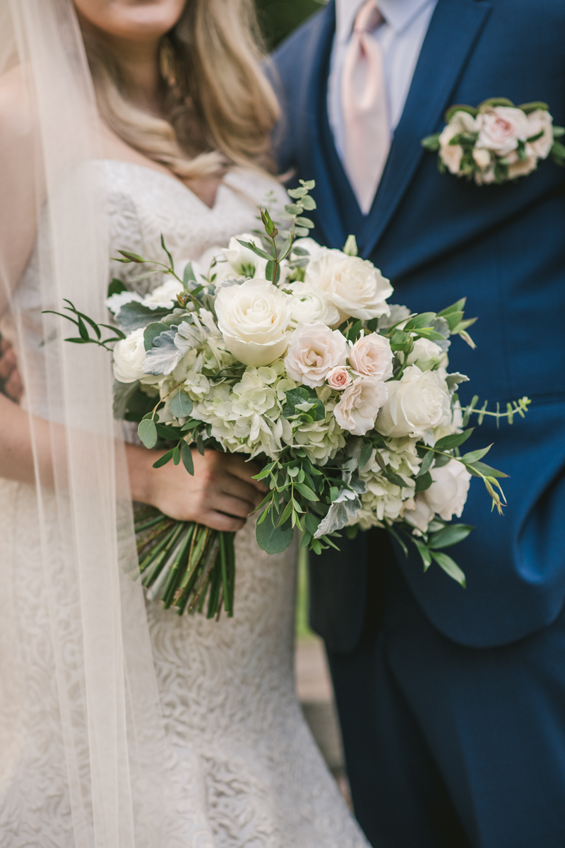 A gorgeous June wedding at the Historic Hebron House in Ellicott City by Britney Clause Photography