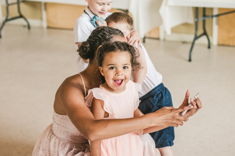 A gorgeous June wedding at the Historic Hebron House in Ellicott City by Britney Clause Photography