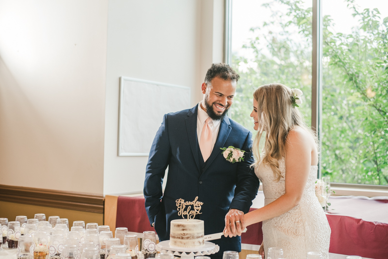 A gorgeous June wedding at the Historic Hebron House in Ellicott City by Britney Clause Photography