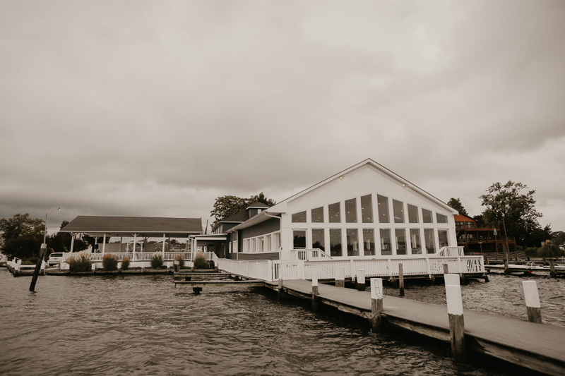 A Fall wedding in October at The Anchor Inn in Pasadena, Maryland by Britney Clause Photography