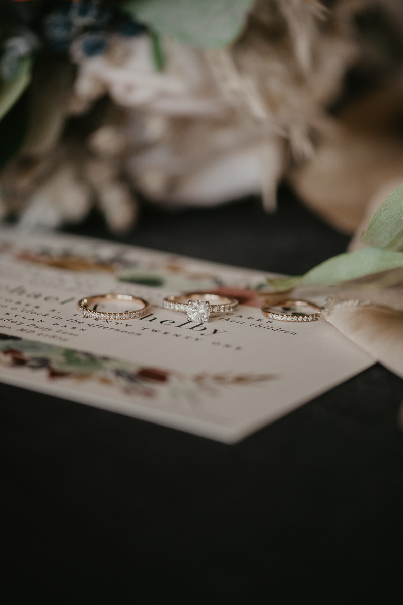 Gorgeous wedding details at Kylan Barn in Delmar, Maryland by Britney Clause Photography