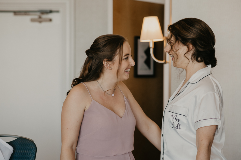 A bride getting ready for her wedding at The Hyatt Regency Chesapeake Bay, Maryland by Britney Clause Photography