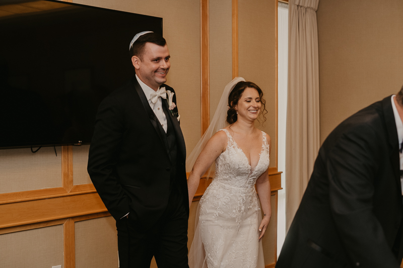 A beautiful Jewish wedding ceremony at The Hyatt Regency Chesapeake Bay, Maryland by Britney Clause Photography