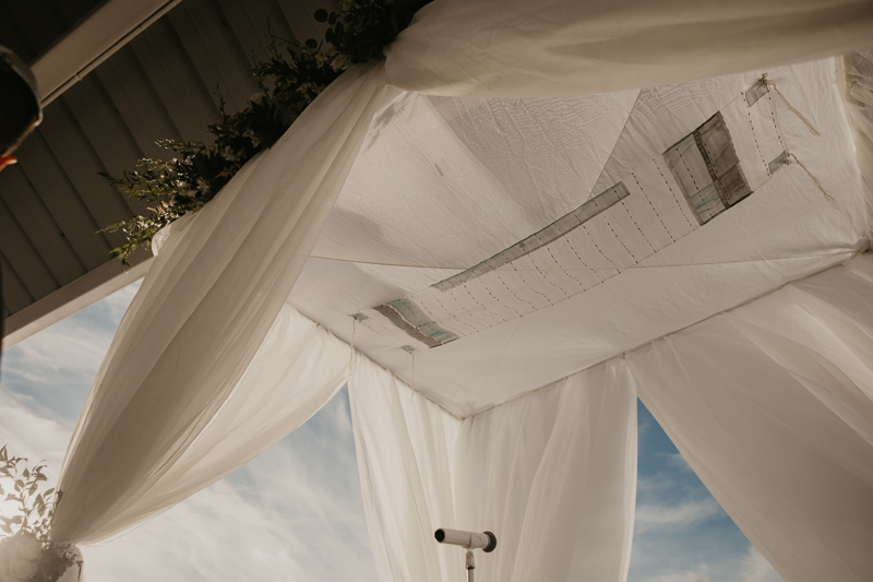 A beautiful Jewish wedding ceremony at The Hyatt Regency Chesapeake Bay, Maryland by Britney Clause Photography