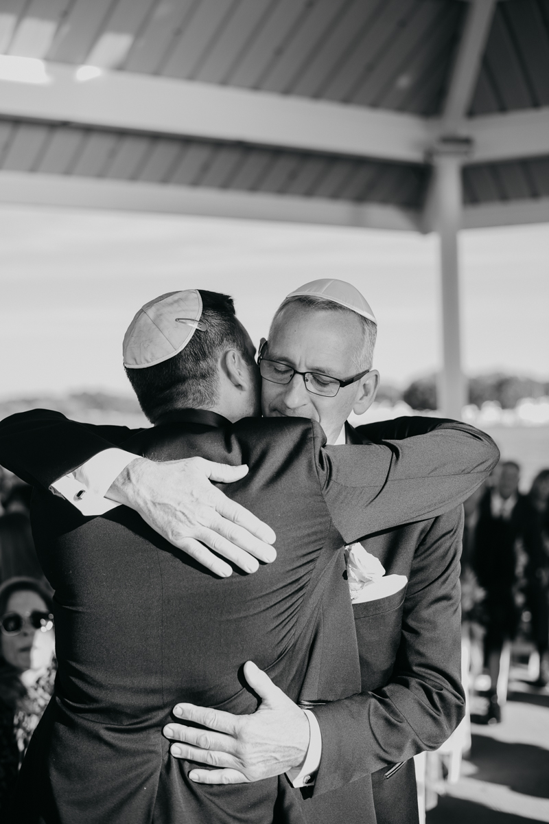 A beautiful Jewish wedding ceremony at The Hyatt Regency Chesapeake Bay, Maryland by Britney Clause Photography