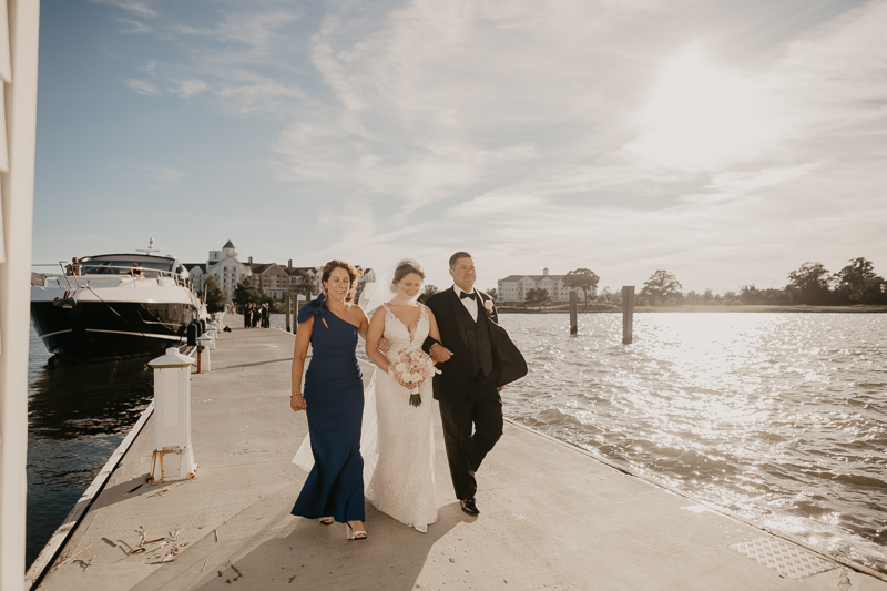 A beautiful Jewish wedding ceremony at The Hyatt Regency Chesapeake Bay, Maryland by Britney Clause Photography