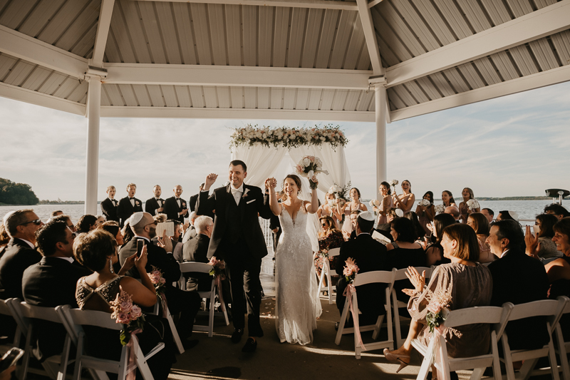 A beautiful Jewish wedding ceremony at The Hyatt Regency Chesapeake Bay, Maryland by Britney Clause Photography