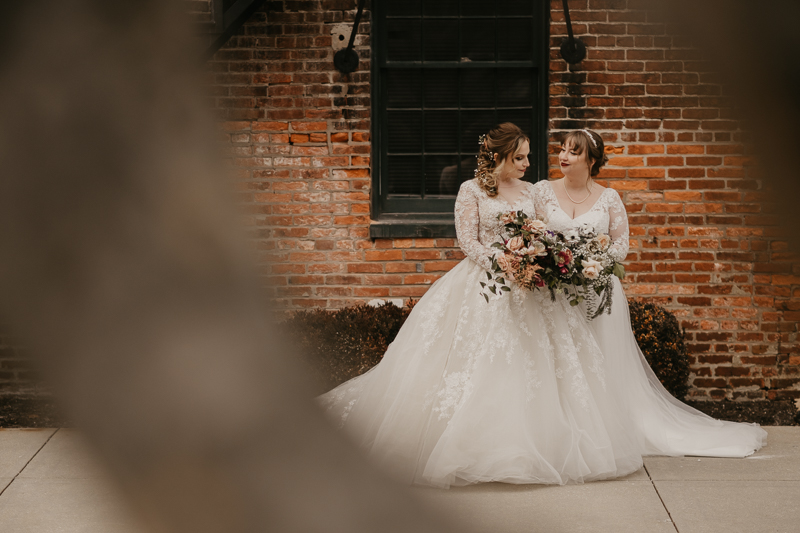 A gorgeous January wedding at the Mt. Washington Mill Dye House in Baltimore, Maryland by Britney Clause Photography