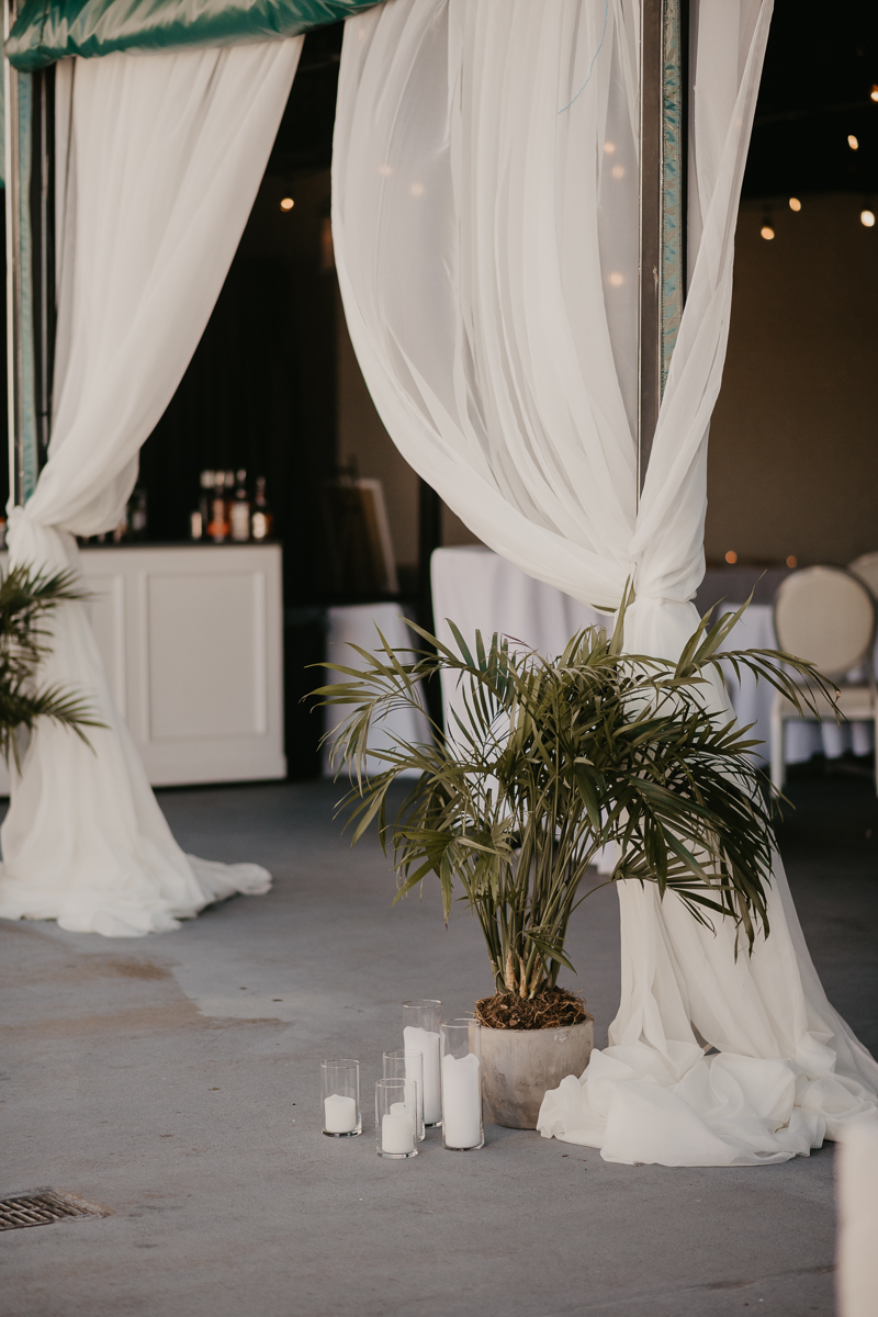 Amazing waterfront wedding ceremony at the Annapolis Waterfront Hotel in Annapolis, Maryland by Britney Clause Photography