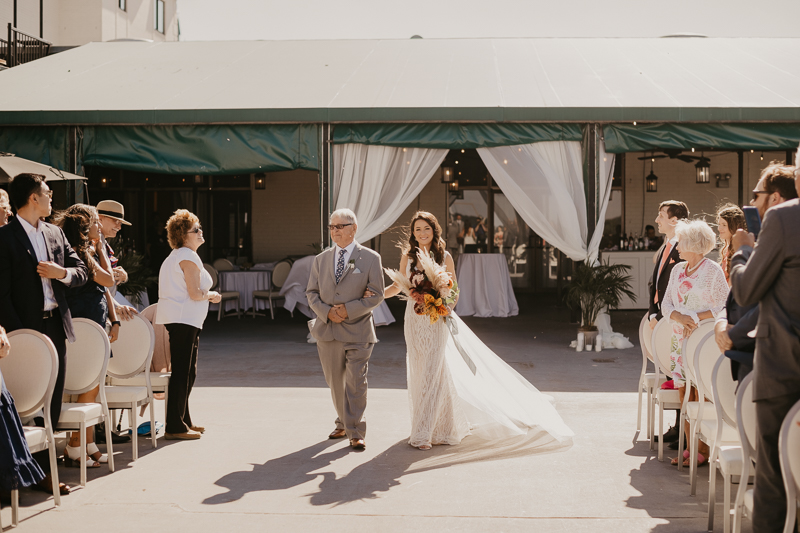 Amazing waterfront wedding ceremony at the Annapolis Waterfront Hotel in Annapolis, Maryland by Britney Clause Photography