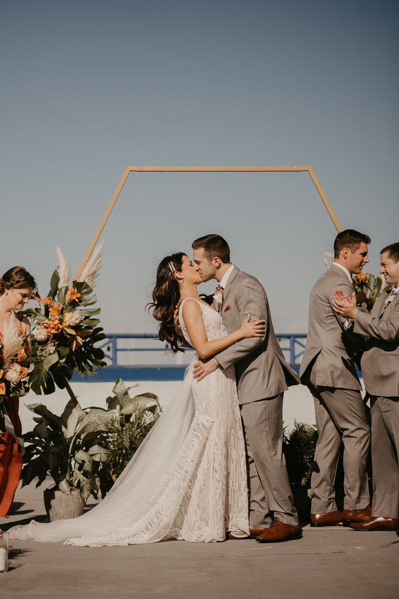 Amazing waterfront wedding ceremony at the Annapolis Waterfront Hotel in Annapolis, Maryland by Britney Clause Photography