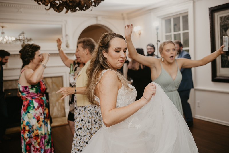 An exciting evening wedding reception by DJ Jason Burns at the Liriodendron Mansion in Bel Air, Maryland by Britney Clause Photography