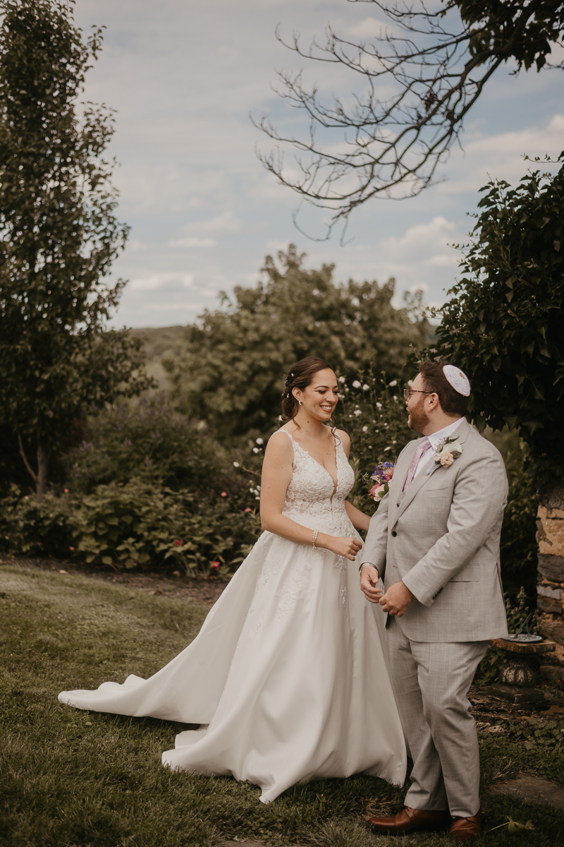 Stunning bride and groom wedding portraits at Dulany's Overlook in Frederick, Maryland by Britney Clause Photography