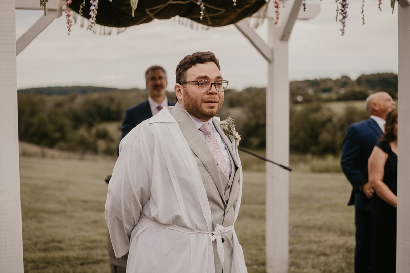 Amazing jewish ceremony at Dulany's Overlook in Frederick, Maryland by Britney Clause Photography