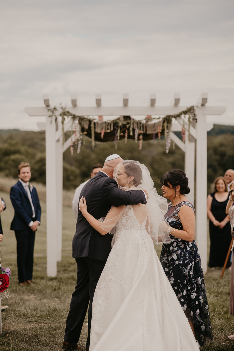 Amazing jewish ceremony at Dulany's Overlook in Frederick, Maryland by Britney Clause Photography