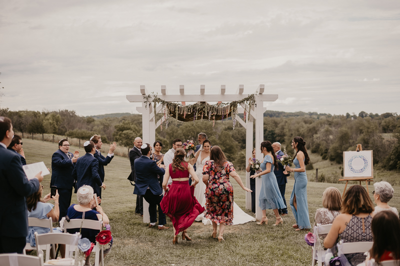 Amazing jewish ceremony at Dulany's Overlook in Frederick, Maryland by Britney Clause Photography