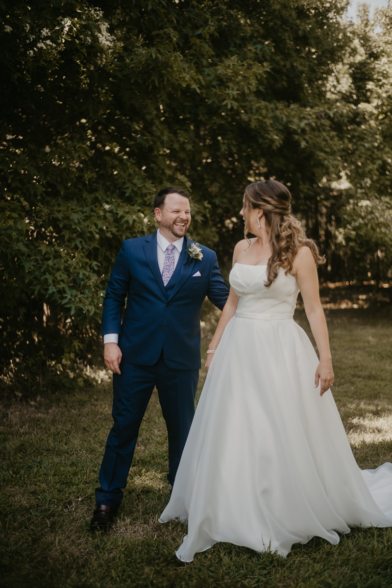 Stunning bride and groom wedding portraits at the Chesapeake Bay Foundation in Annapolis Maryland by Britney Clause Photography