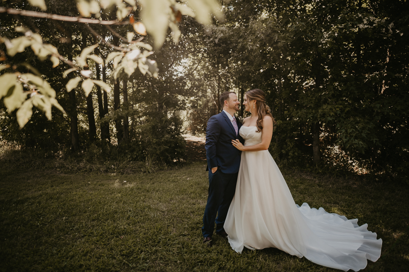 Stunning bride and groom wedding portraits at the Chesapeake Bay Foundation in Annapolis Maryland by Britney Clause Photography