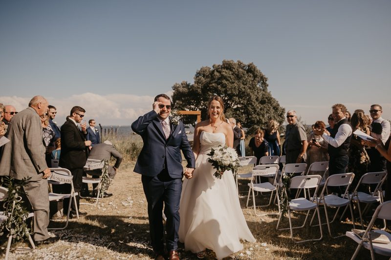 Amazing summer waterfront wedding ceremony at the Chesapeake Bay Foundation in Annapolis Maryland by Britney Clause Photography