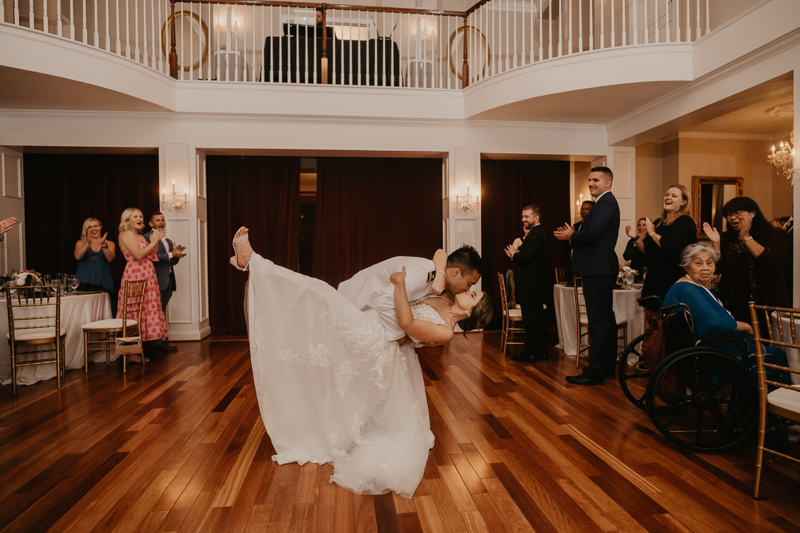 A stunning garden wedding reception at Rose Hill Manor in Leesburg, Virginia by Britney Clause Photography